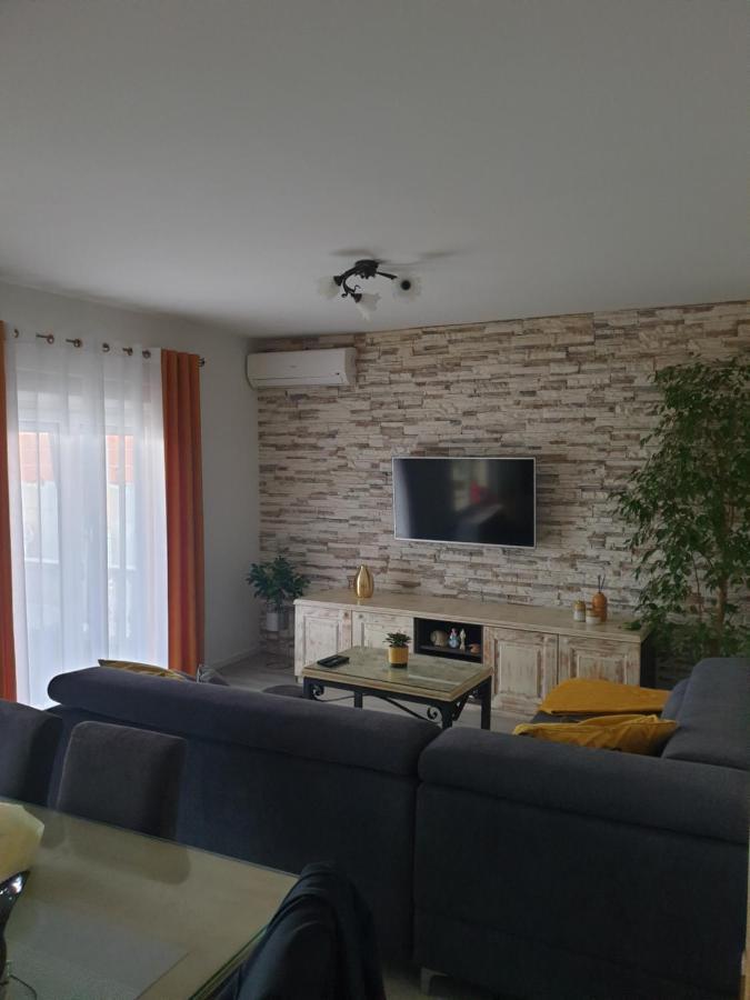 House Aurora Lägenhet Bibinje Exteriör bild